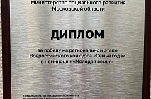 ����� ����